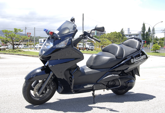 50cc超、400cc以下の二輪自動車(AT車に限る)